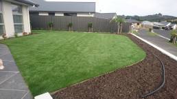 New Look Landscapes Dunedin Lawn and Bark